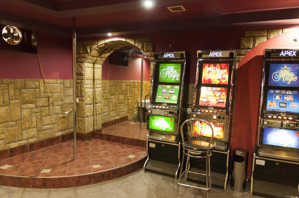 Uslugi Hotelarskie Las Vegas Międzyrzec Podlaski المظهر الخارجي الصورة